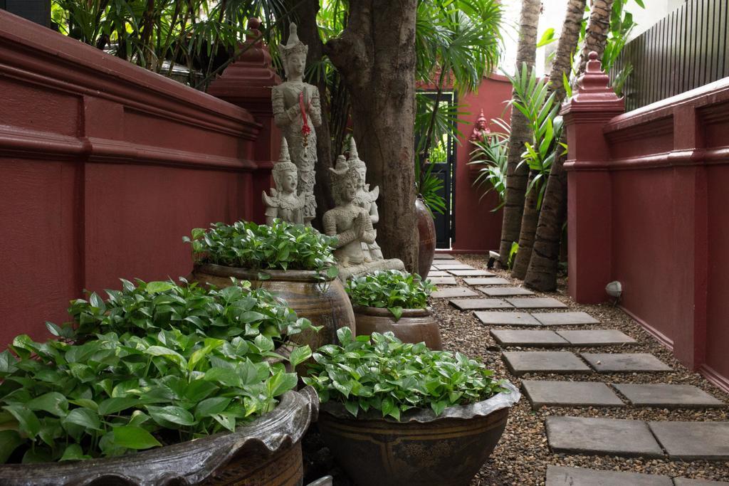 Hotel Tri Yaan Na Ros Colonial House Chiang Mai Exterior foto